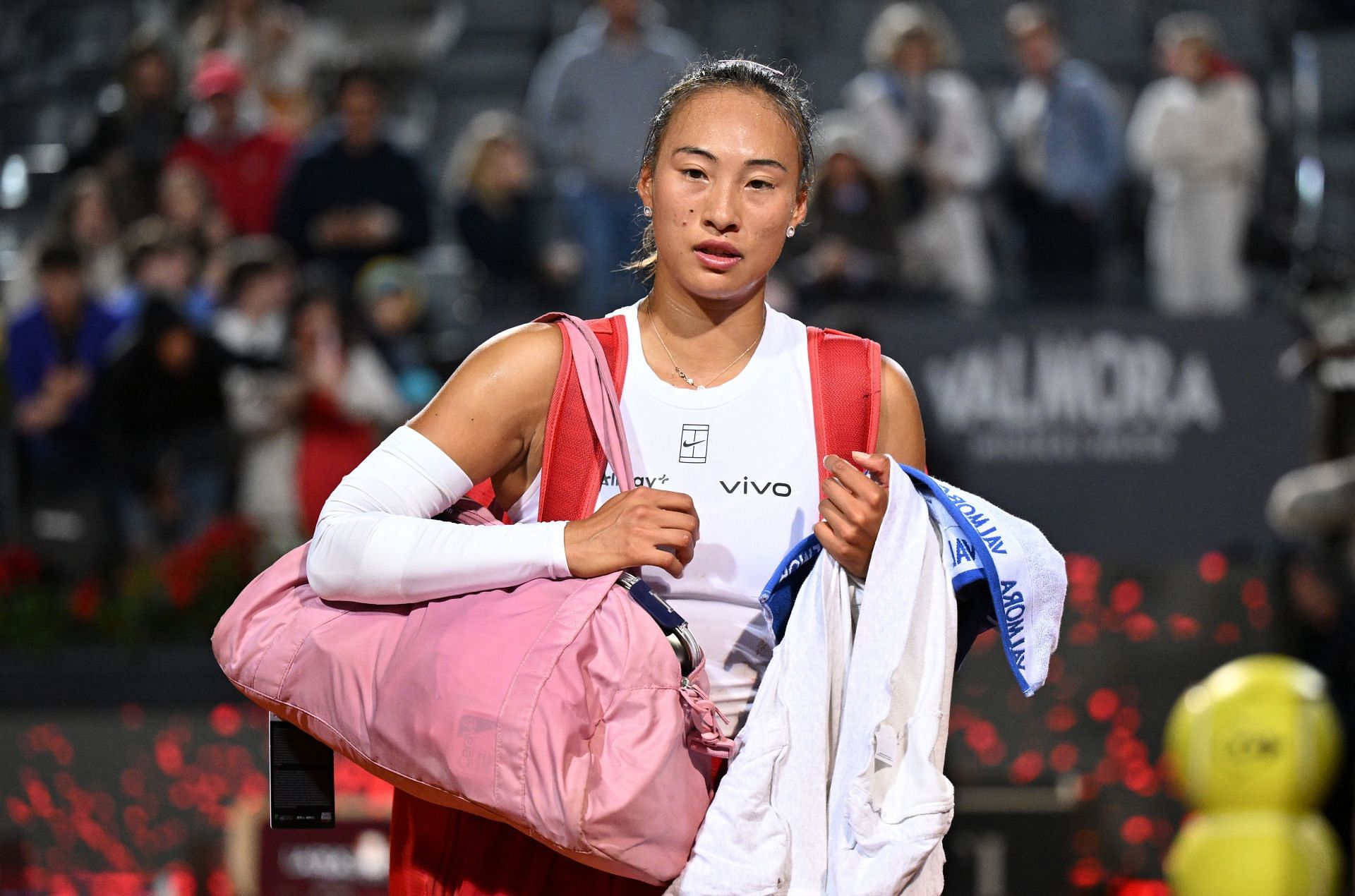 Zheng Qinwen reacts after losing to Coco Gauff in Italian Open SFs | Image Source: Getty